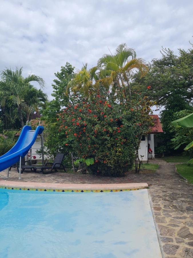 Villa Sonrisa Casa De Huespedes Las Terrenas Exteriör bild